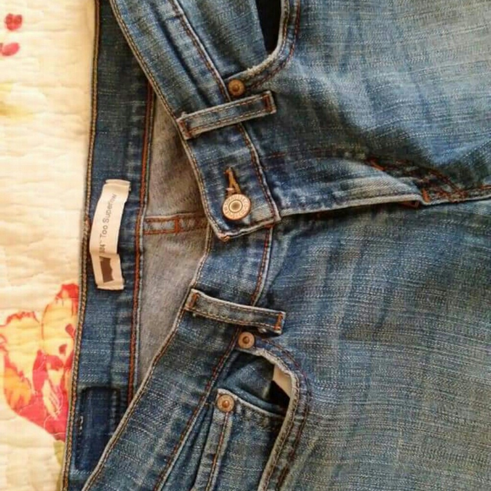 Levi's - Picture 2 of 3